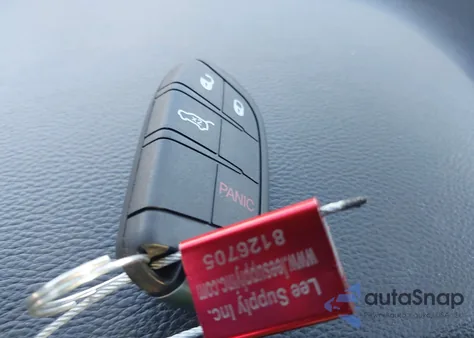 2015 Jeep Grand Cherokee Altitude z USA, uszkodzony, nr VIN 1C4RJFAG0FC197326